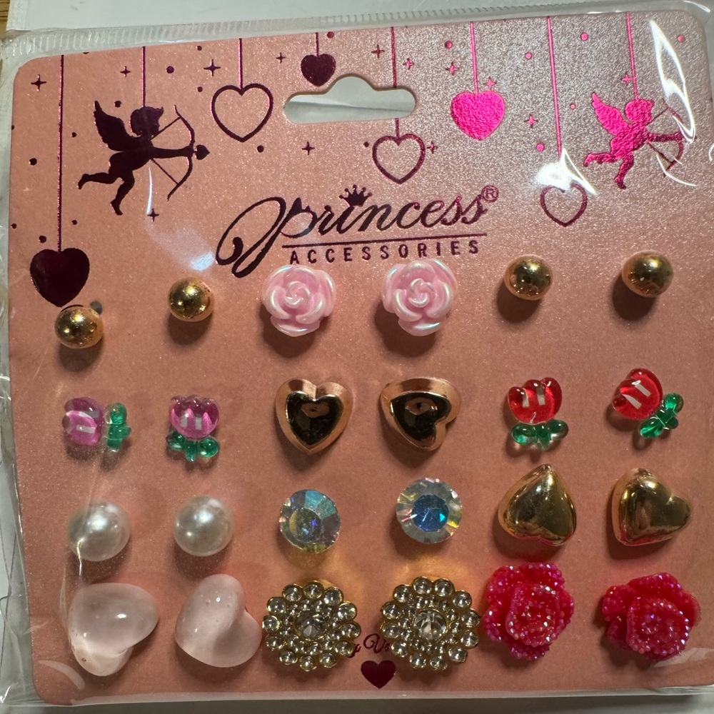 New Valentine’s Day 12pk earrings